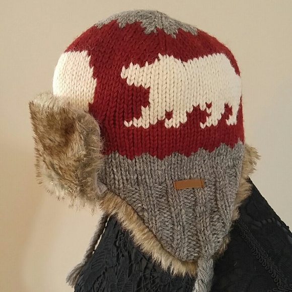 Delux Accessories - 💥Delux Knit Hat💥